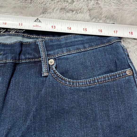 Gloria Vanderbilt- bootcut jeans - Picture 5 of 6